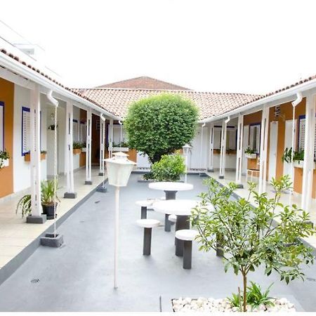 Hotel Gandhi Jacutinga Eksteriør bilde